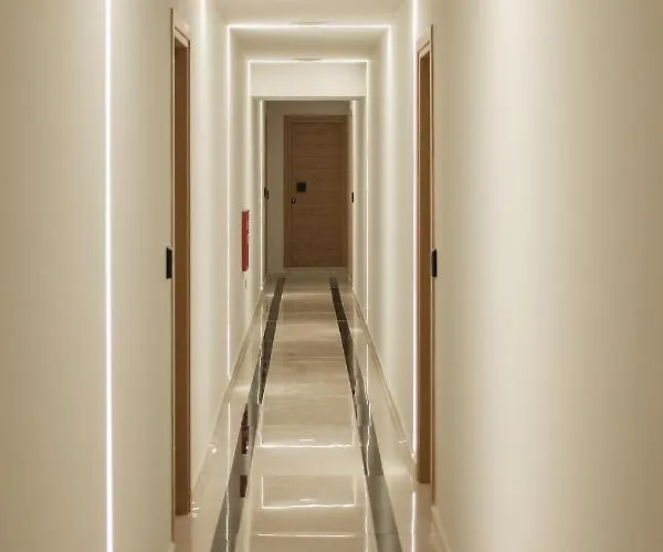 Sky-high Penthouse W. Stunning Views - 01 Apartamento *