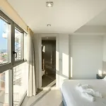 Sky-high Penthouse W. Stunning Views - 01 Daire *