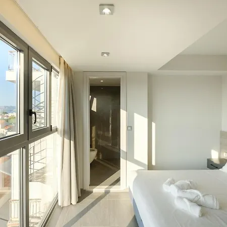 Sky-high Penthouse W. Stunning Views - 01 Apartamento *